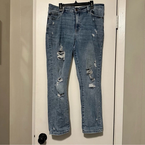 Judy Blue High Waist Destroyed Boyfriend denim jeans size 13/31 - Picture 3 of 11